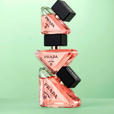 PRADA,PARADOXE